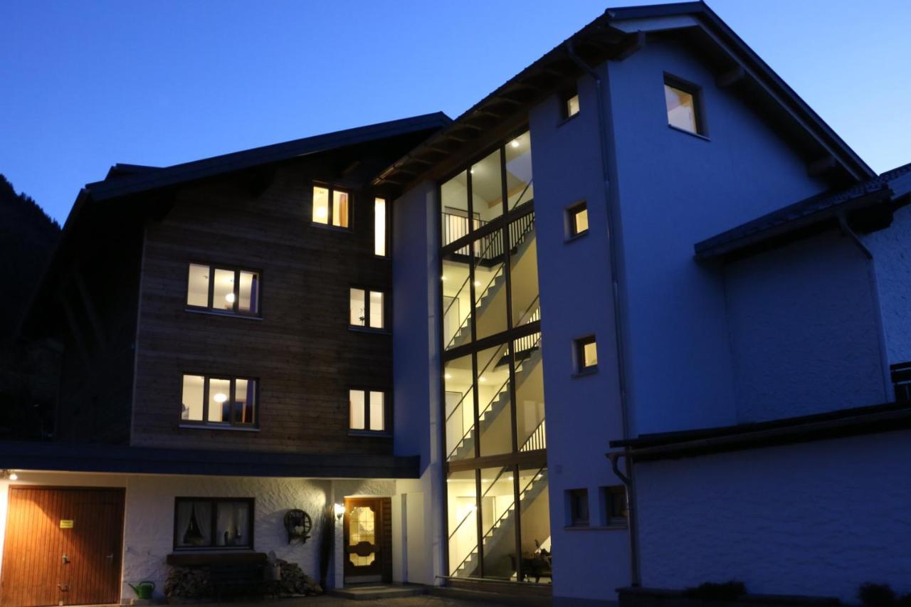 Gaestehaus Alpina รีซแลร์น ภายนอก รูปภาพ