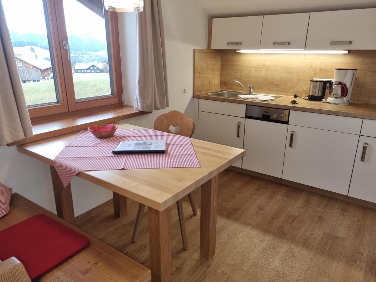 Gaestehaus Alpina รีซแลร์น ห้อง รูปภาพ